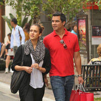 Jessica Alba and Cash Warren go shopping at The Grove | Picture 85965